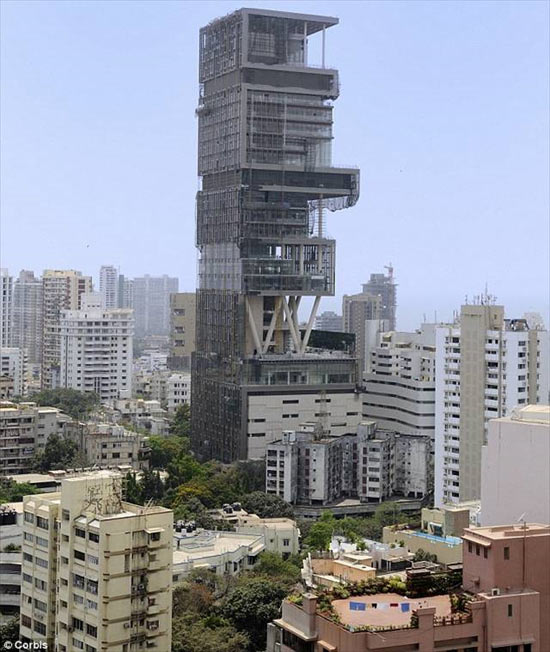 27-этажный небоскрёб Antilia — самый высокий в мире частный дом