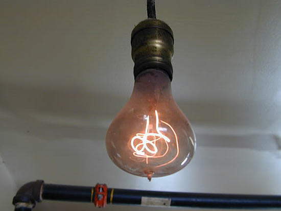 В городе Ливермор есть лампочка, которая горит уже 110 лет