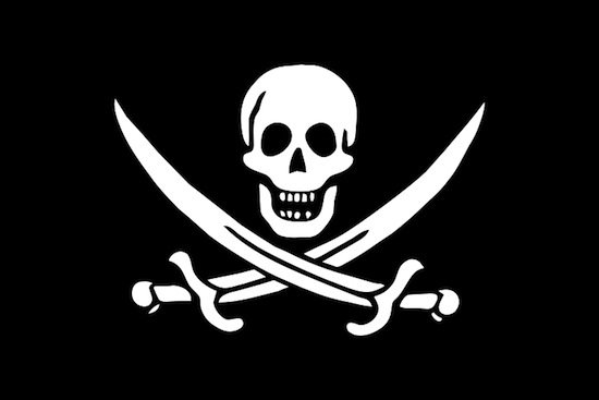 В 2005 году одни пираты подали в суд на других пиратов, обвинив их в пиратстве