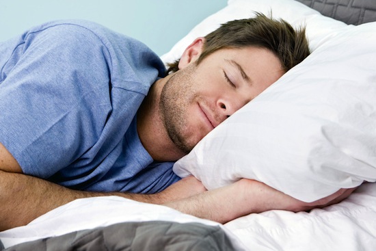 Непроизвольные подёргивания мышц перед засыпанием — это гипногогический миоклонус