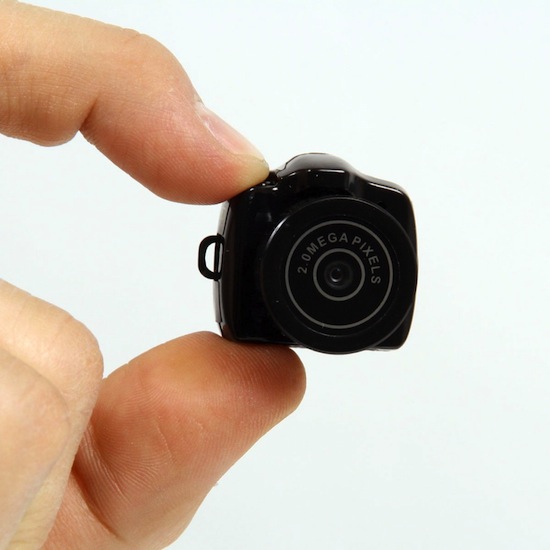 Фотокамера MAME-CAM — самая маленькая камера в мире