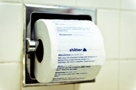 Shitter — это лента Твиттера, напечатанная на туалетной бумаге