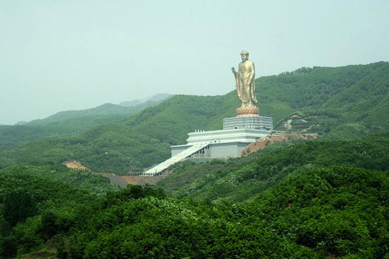 Будда Весеннего Храма — это самая высокая статуя в мире