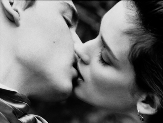 12 интересных фактов об истории поцелуя