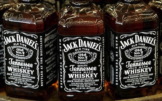 Последними словами Джека Дэниэла, основателя «Jack Daniel's», были «Ещё один стаканчик, пожалуйста»