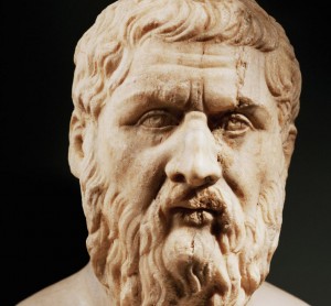 На самом деле древнегреческого философа Платона звали Аристокл