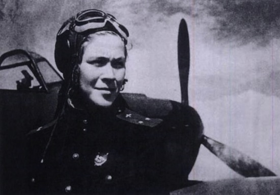 «Ночные ведьмы» — это бомбардировочный авиационный полк советских войск, состоявший только из женщин
