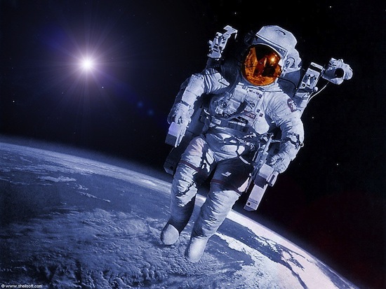 10 главных опасностей, которые подстерегают человека в открытом космосе