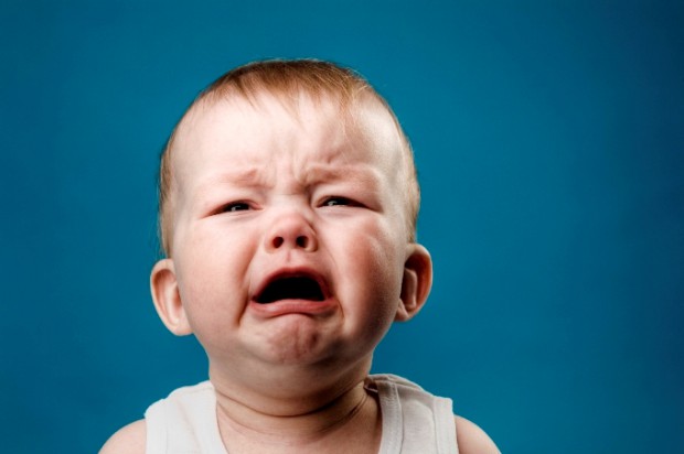 Учёные выяснили, почему плач младенца или звук электродрели кажутся невыносимыми