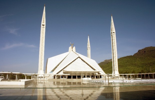 Внушительная мечеть Шах Фейсал Исламабада