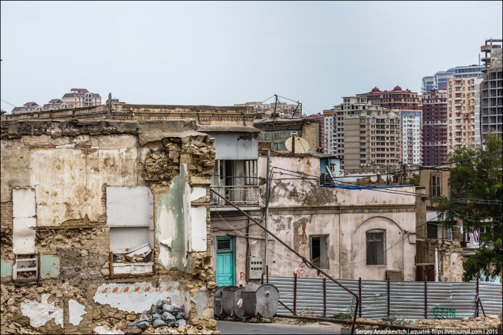 Как разрушают Баку, чтобы превратить его в кавказский Дубай: 40 фотографий