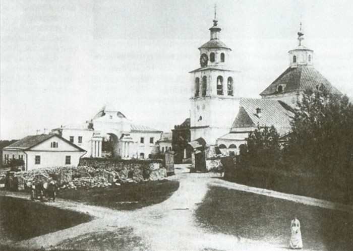Храм Христа Спасителя в усадьбе Гончаровых. Полотняный завод, 1900