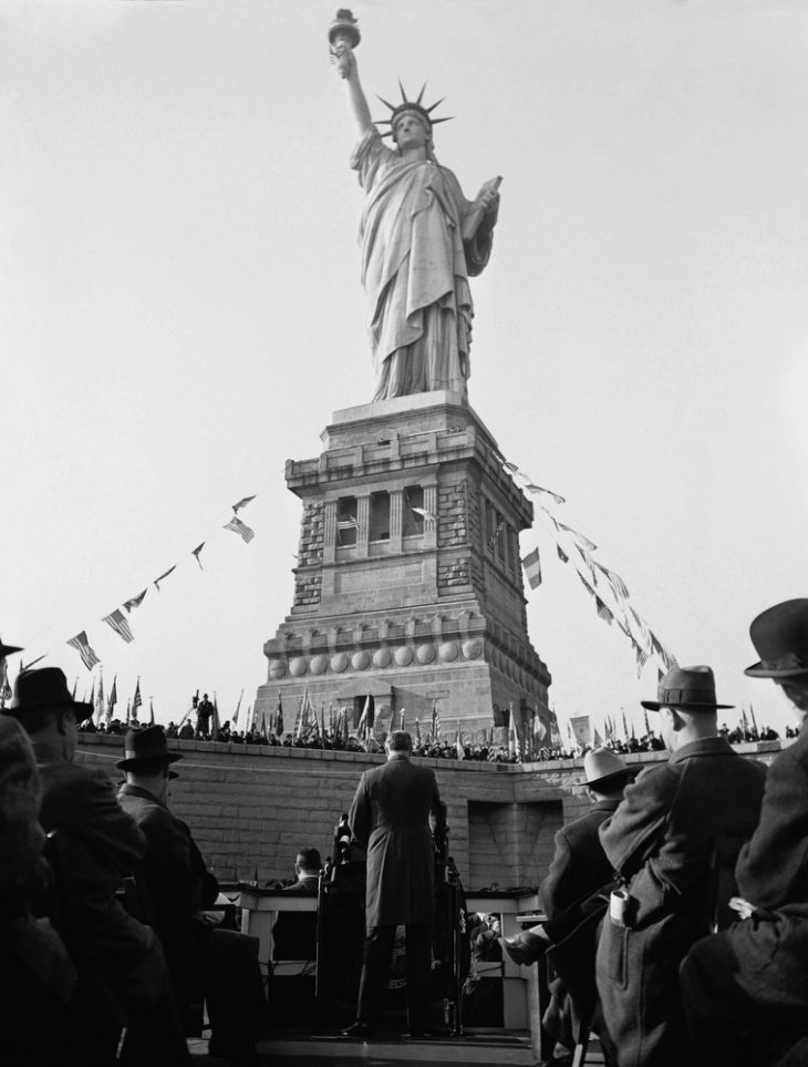 Watchf Associated Press Domestic News New York United States APHS59638 FDR STATUE OF LIBERTY