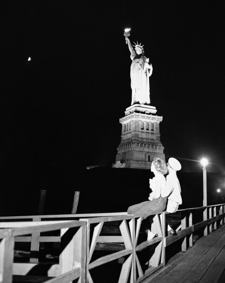 U.S. New York Statues Statue of Liberty