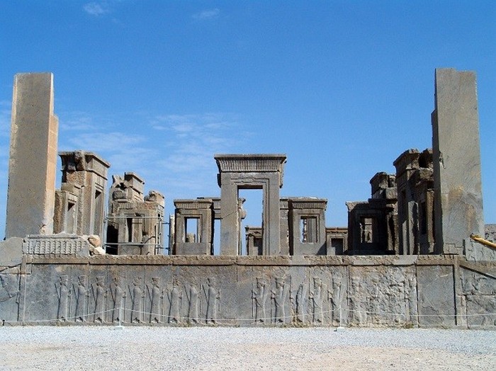 25 древних архитектурных чудес, спрятанных на нашей планете