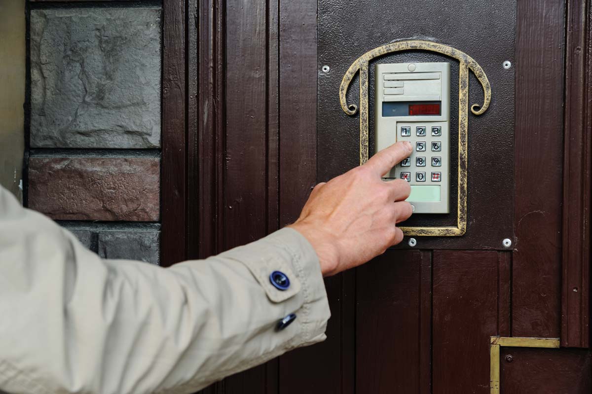 многоабонентская вызывная панель vizit. домофон. умный домофон новомосковск. домофон спутник 112. блок вызова dp400-td16.