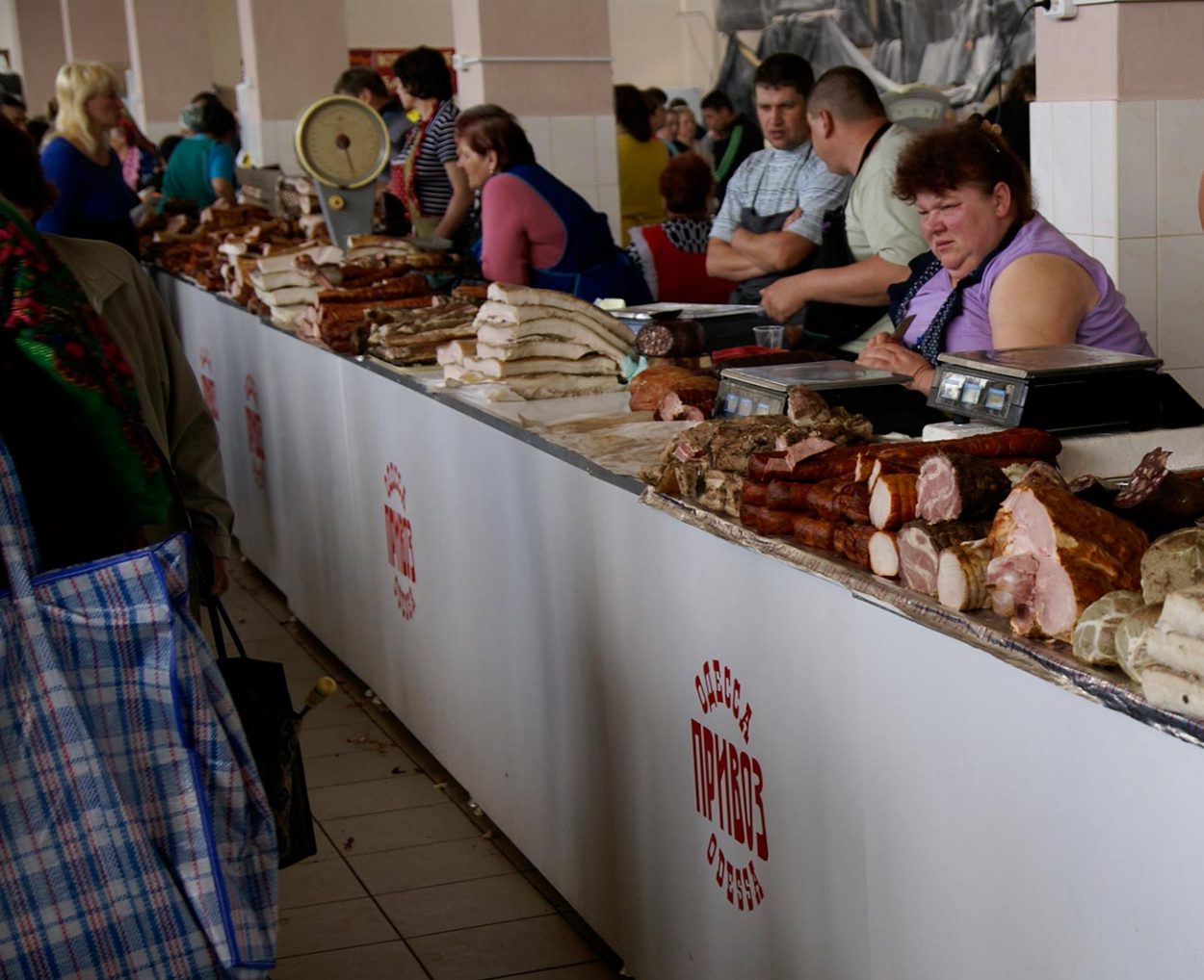 Мясные ряды на рынке Привоз