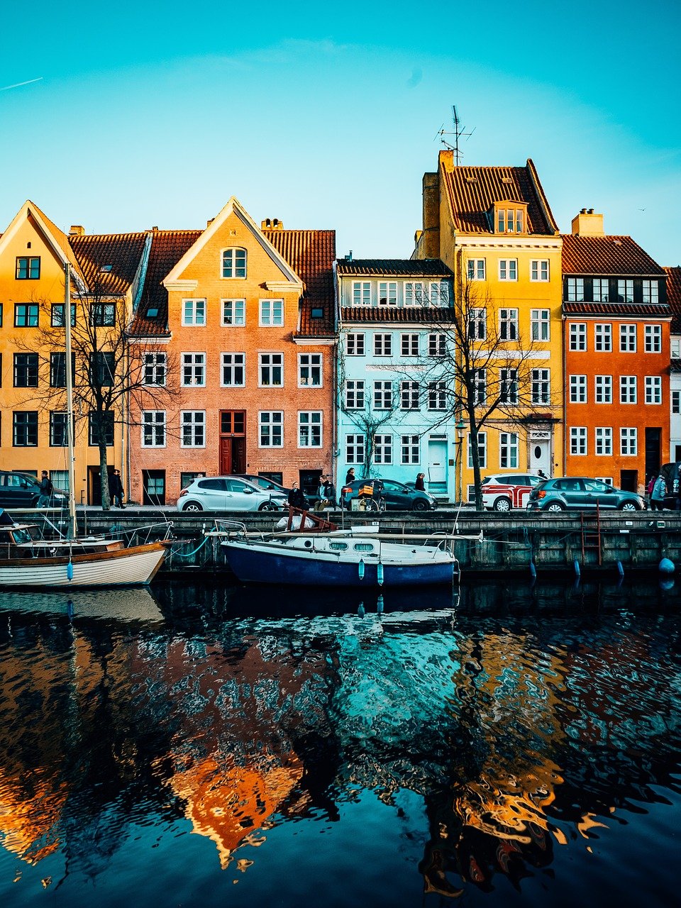 Почему датчане не моют овощи и фрукты? 7 интересных фактов о Дании