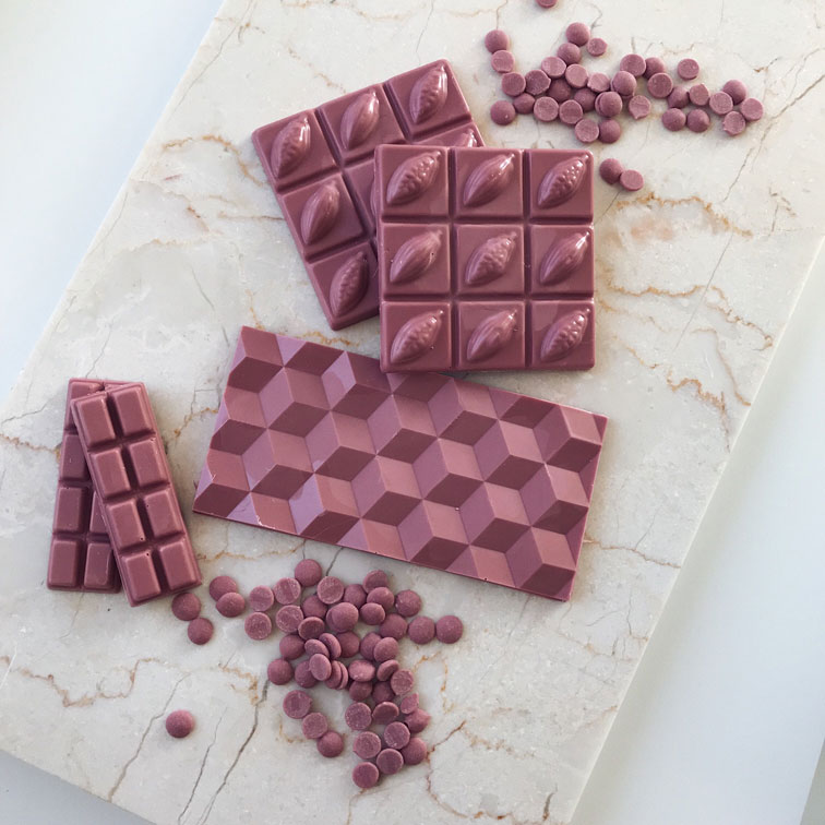 Белые пятна на шоколаде — откуда они берутся? 8 интересных фактов о шоколаде