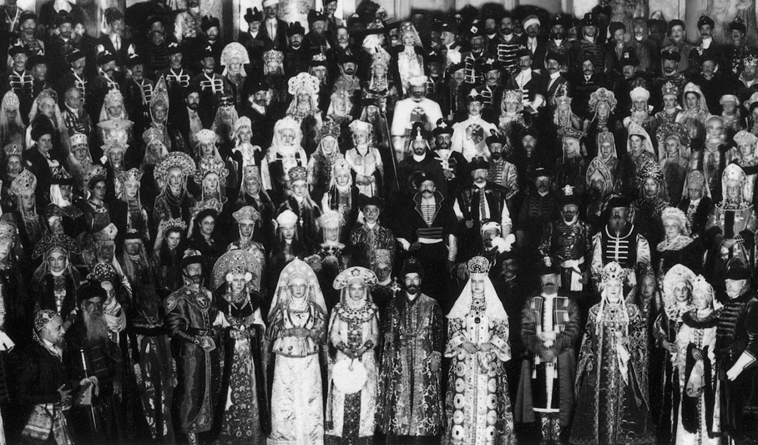 25 исторических личностей на картинке