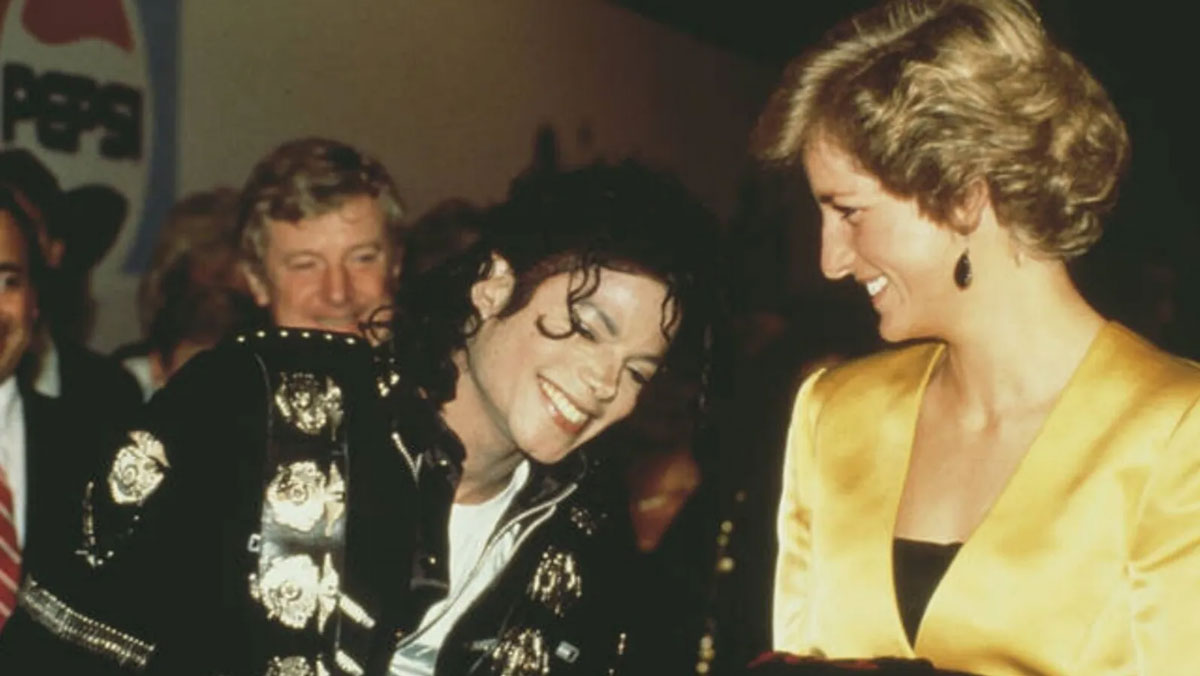 Принцесса Диана любила «Грязную Диану» — хит Майкла Джексона. В 1988 году Майкл Джексон исключил песню «Dirty Diana» («Грязная Диана») из сет-листа концерта, который должен был проходить в Лондоне, когда ему сказали, что принцесса Диана будет лично присутствовать на шоу. Узнав об этом решении, принцесса попросила Джексона вернуть песню в программу, пояснив, что «Грязная Диана» — её любимая песня. А почему бы и нет?